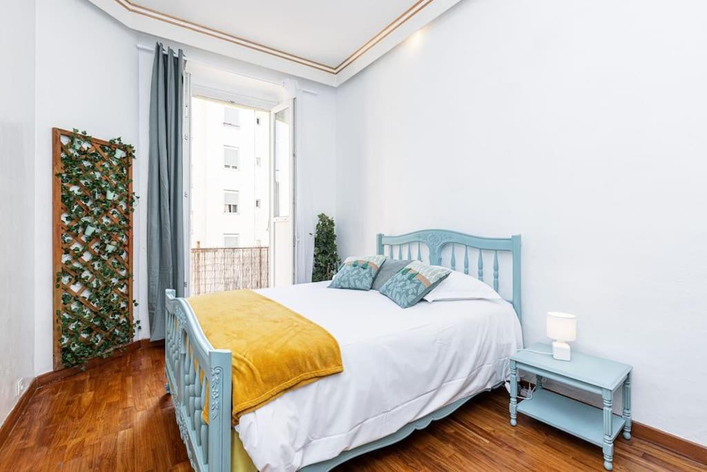 Risso - Comfortable 3 Bedrooms With Balcony นีซ ภายนอก รูปภาพ