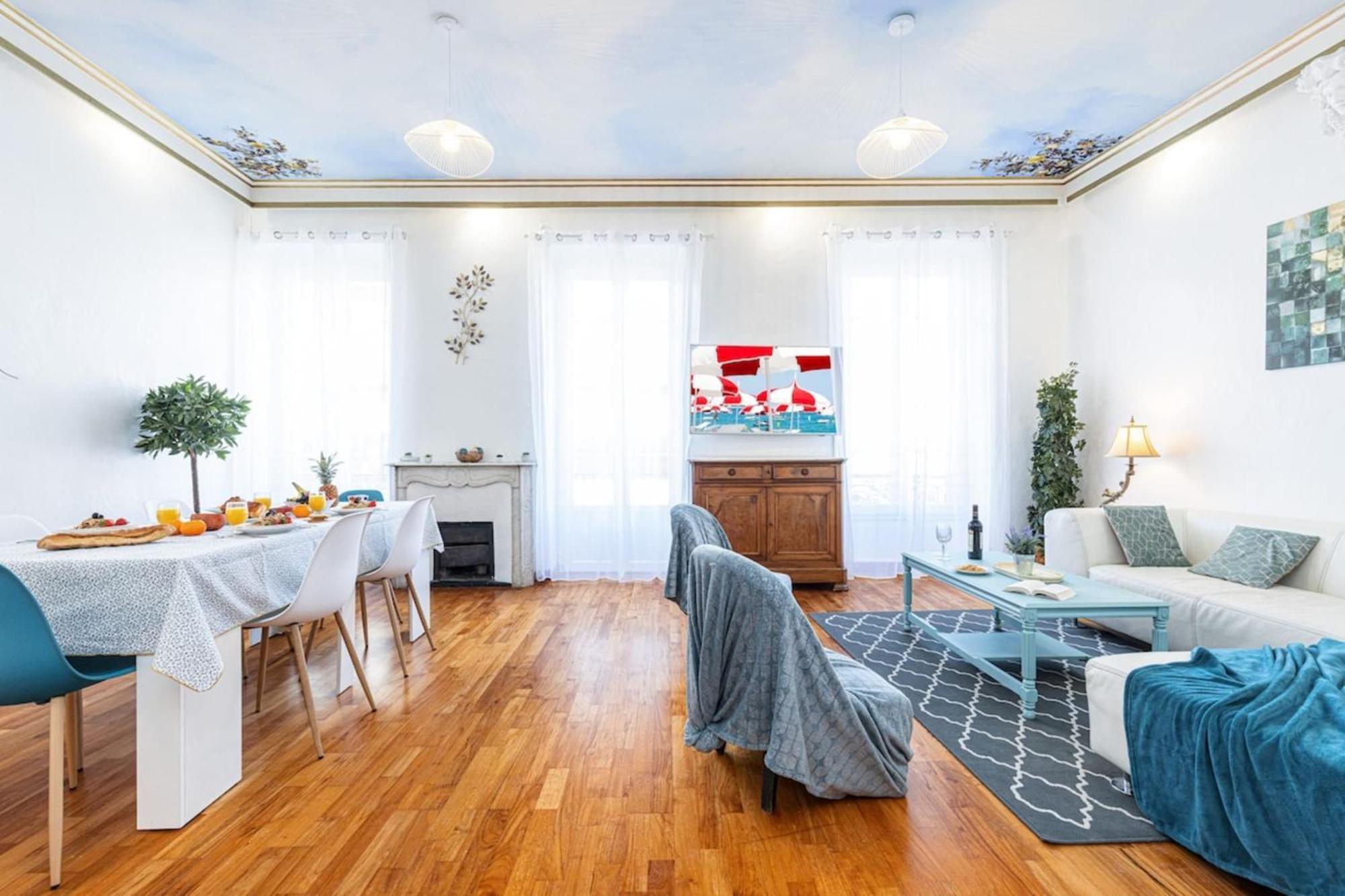 Risso - Comfortable 3 Bedrooms With Balcony นีซ ภายนอก รูปภาพ