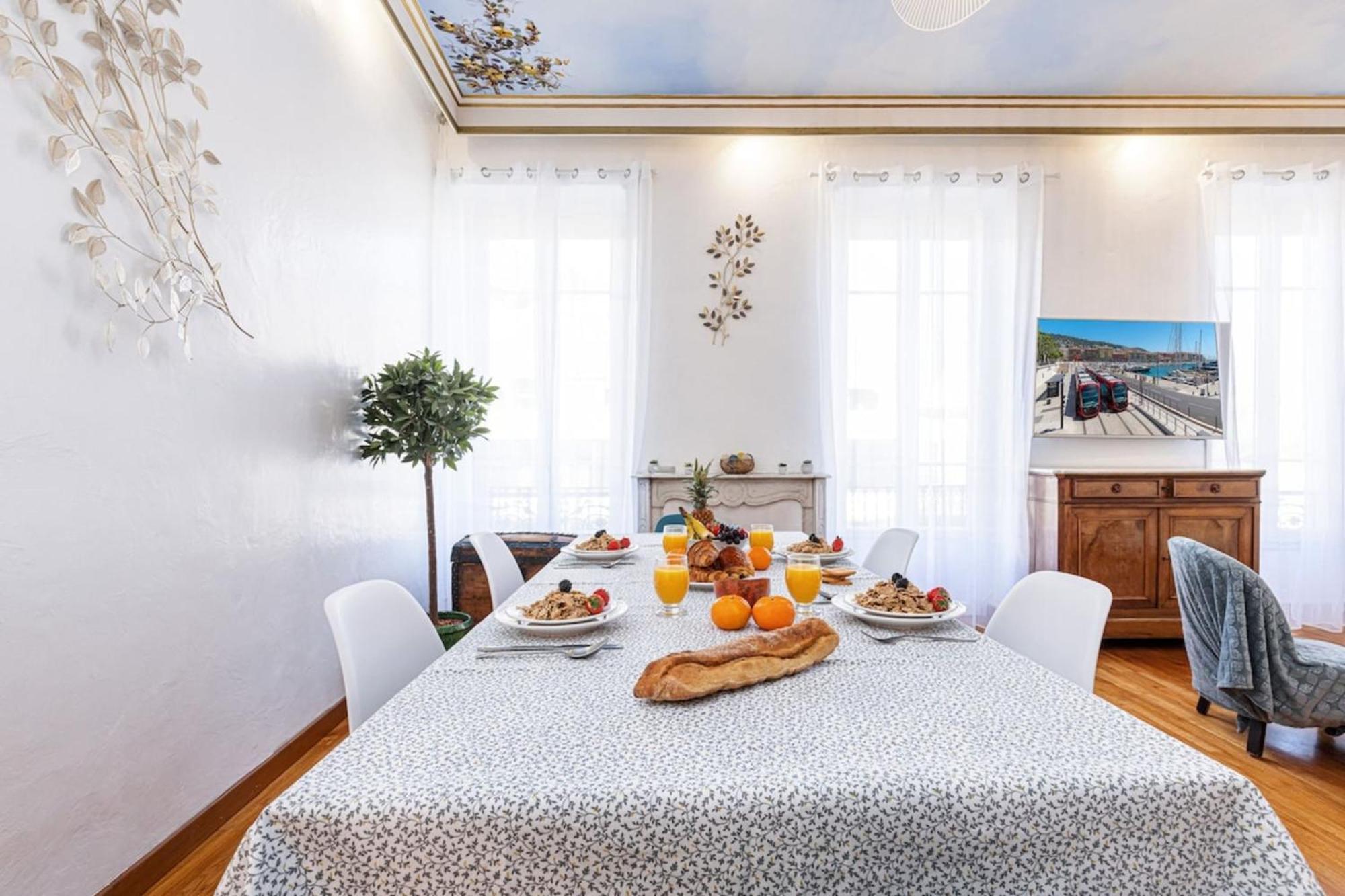 Risso - Comfortable 3 Bedrooms With Balcony นีซ ภายนอก รูปภาพ